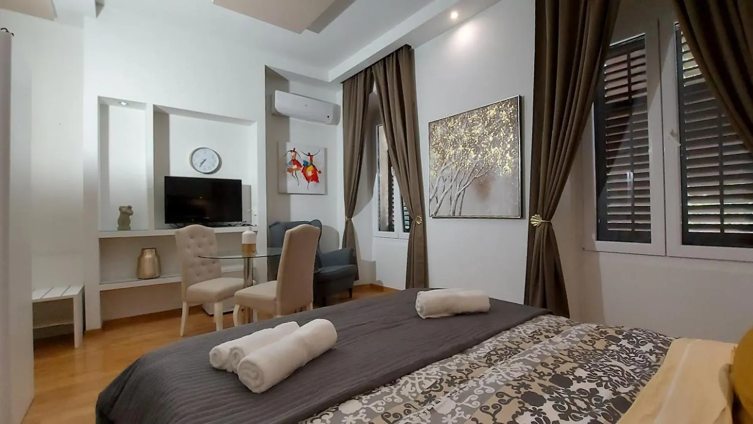 City Center Lodge Pula 4*,  Croatia