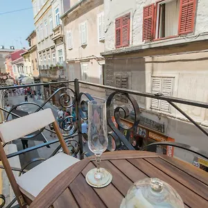 Maison d'hôtes Leona Deluxe, Pula